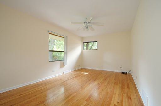 220 Elmwood Dr - Photo 7 of 14