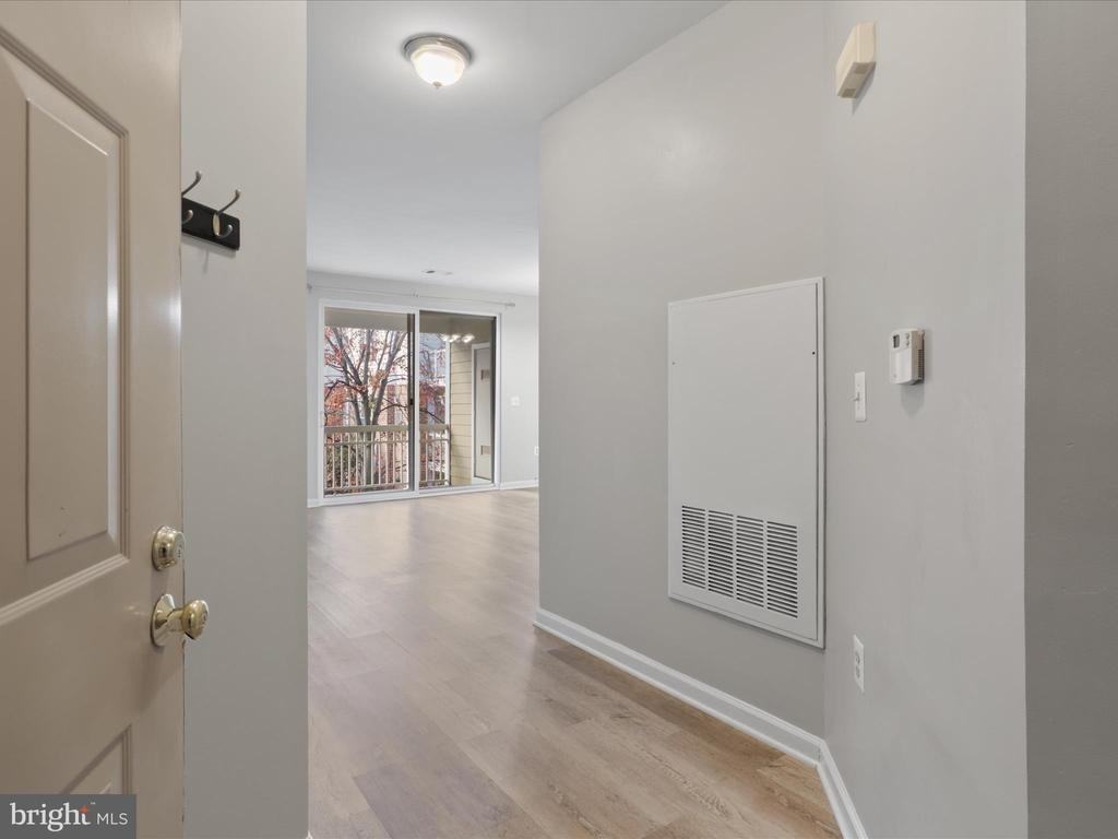 12909 Alton Sq ##303 - Photo 7 of 31