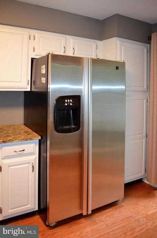 110 Treymore Court - Photo 4 of 6