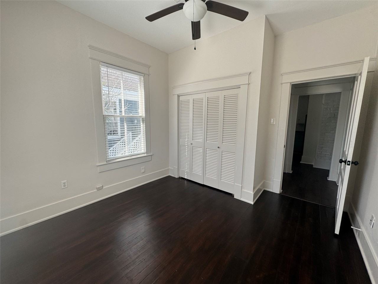 801 8th St - Photo 6 of 12