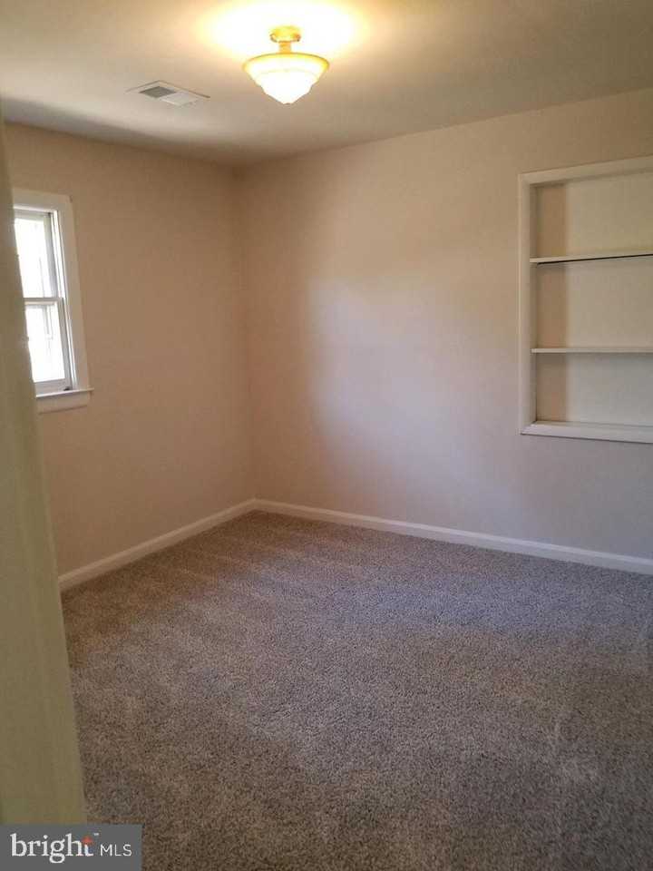 3890 Glymont Crest Rd - Photo 6 of 8