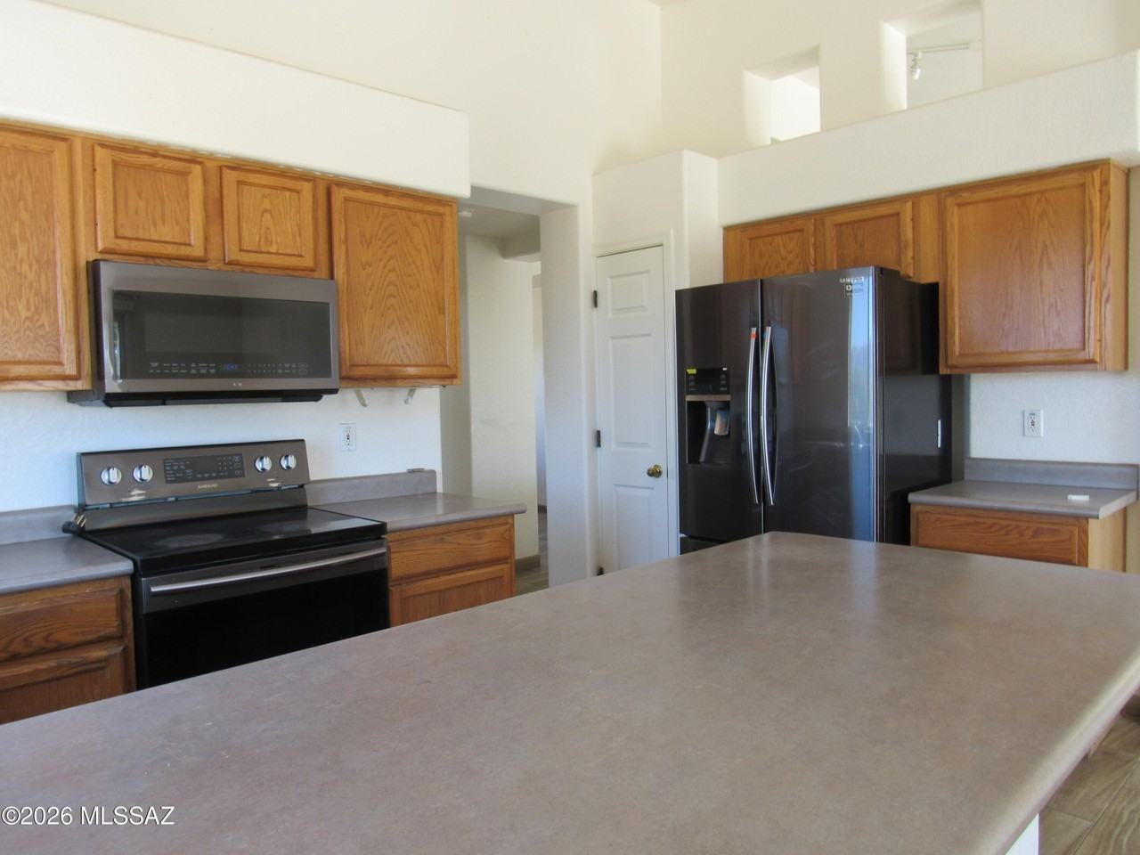 221 Camino Mirador - Photo 4 of 16