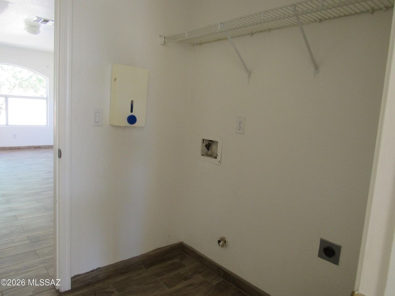 221 Camino Mirador - Photo 7 of 16