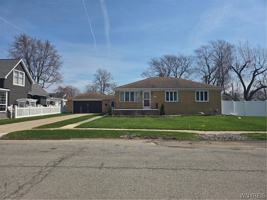 featured image of 133 Halstead Ave