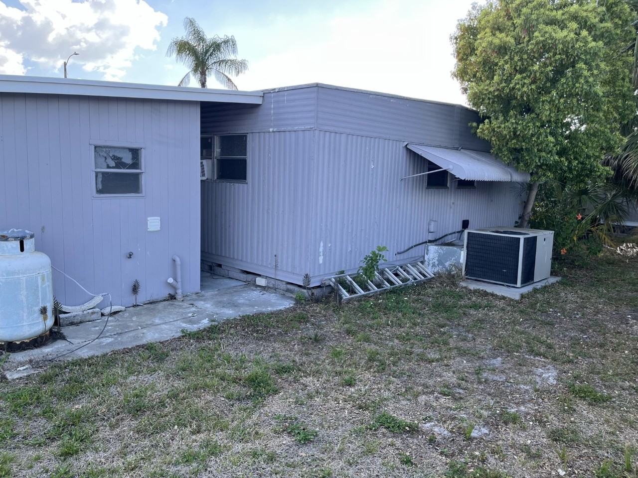 2505 Bay E Dr # 77 - Photo 4 of 13