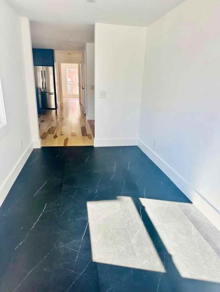 412 Main St - Photo 4 of 16