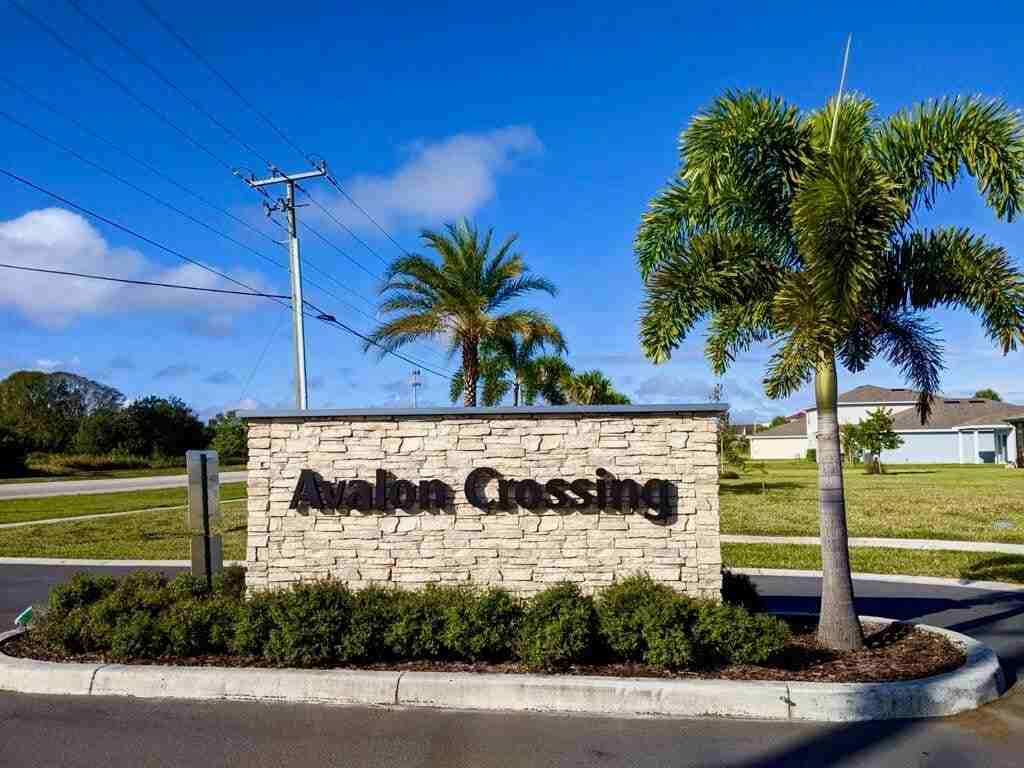 604 Lychee Ln - Photo 4 of 26