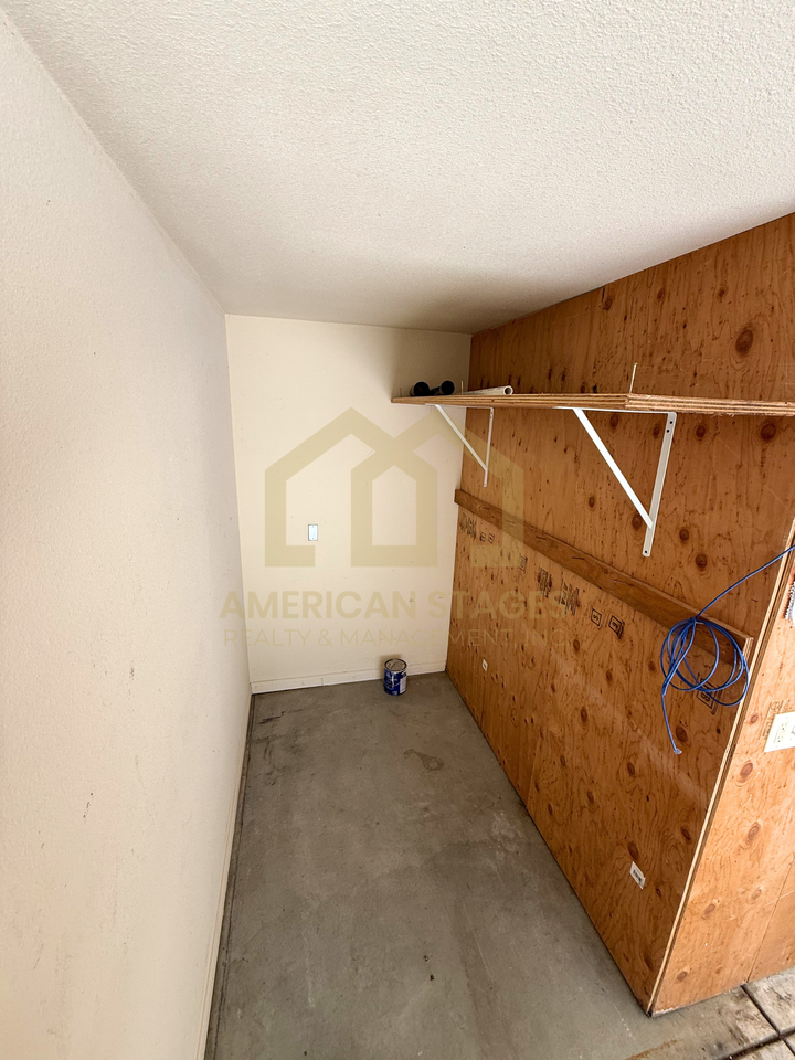 121 North N Street - Garage - Photo 3 of 5