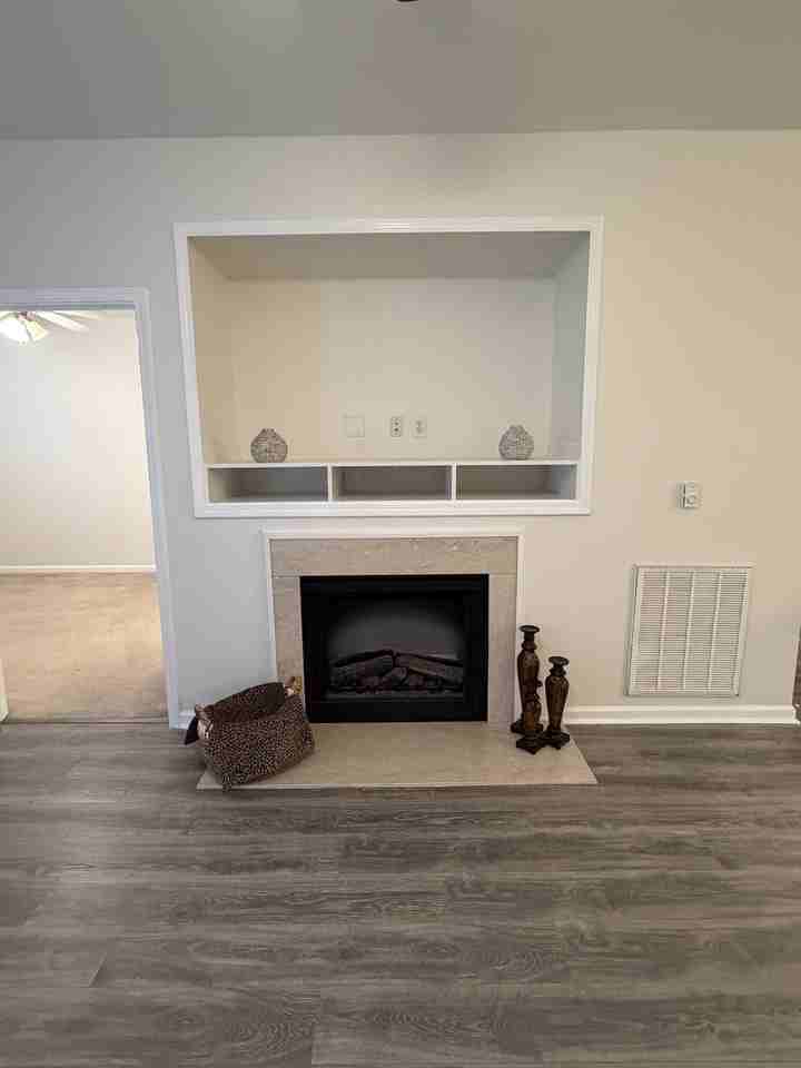 635 Marshtree Lane - 1Unit 206 #1 - Photo 4 of 11