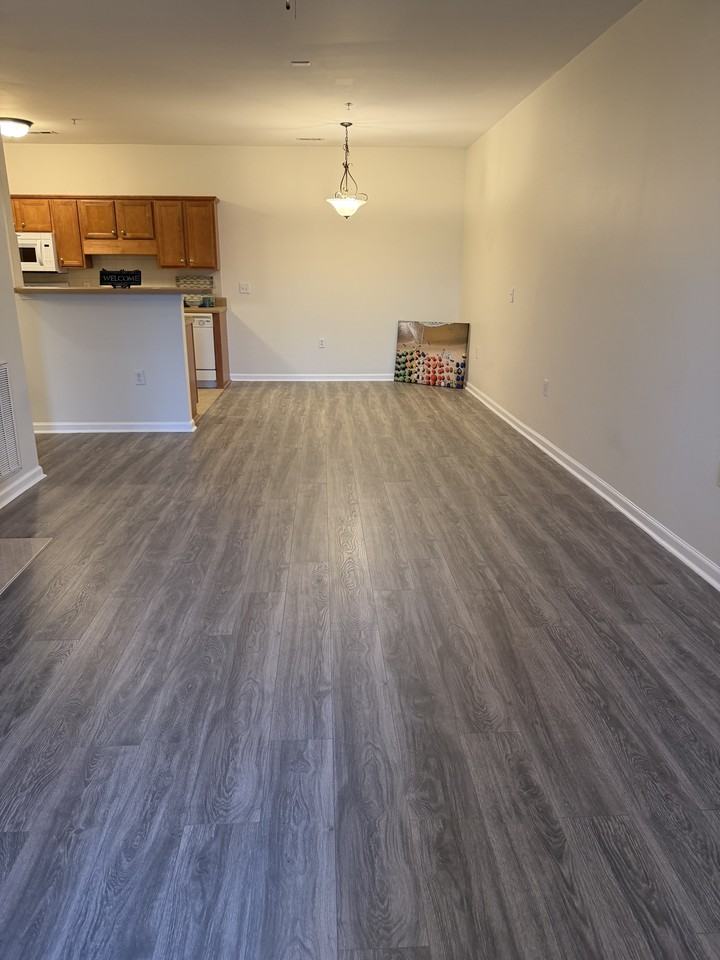 635 Marshtree Lane - 1Unit 206 #1 - Photo 5 of 11