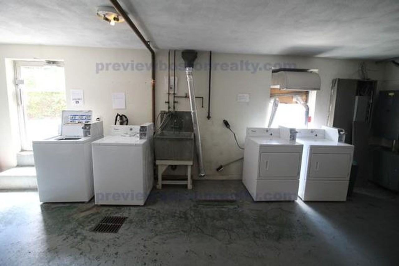 107B Spring St - Photo 3 of 10