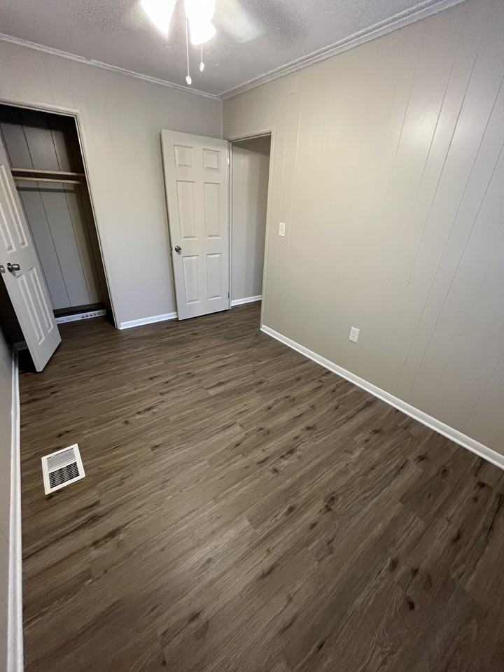 2248 Deerwood Rd #1 - Photo 7 of 17