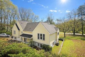 featured image of 12 Ginger Ln #1