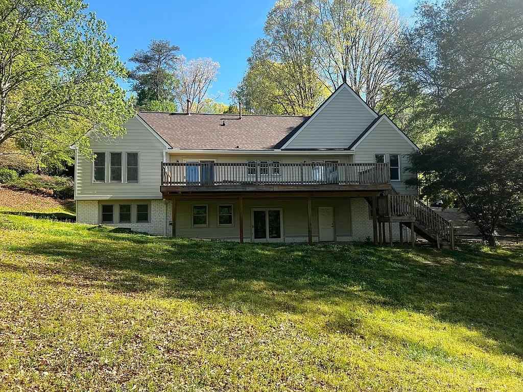 12 Ginger Ln #1 - Photo 3 of 43