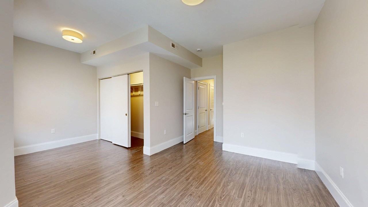 26 Chelsea Street26 Chelsea Street - 2 #2 - Photo 2 of 20