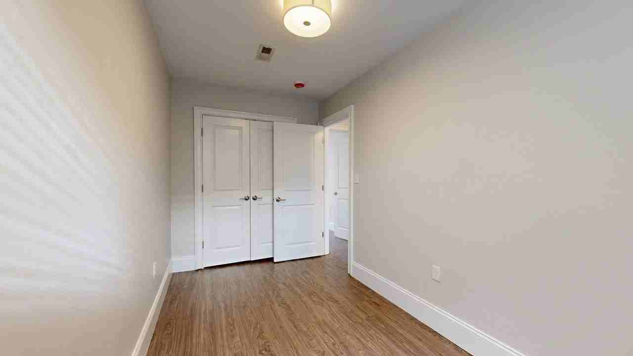 26 Chelsea Street26 Chelsea Street - 2 #2 - Photo 4 of 20