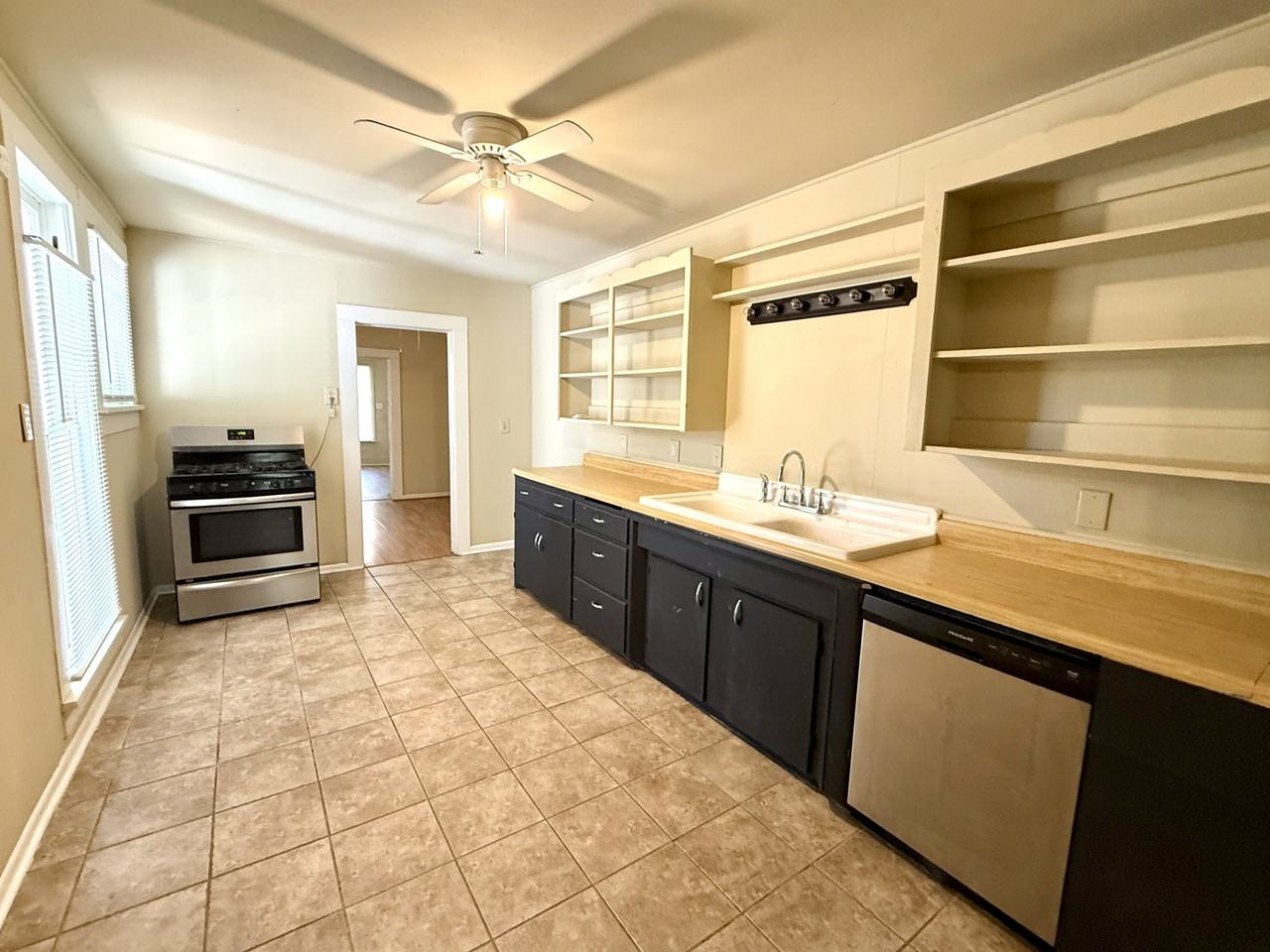 817 Hargrove St #1 - Photo 2 of 20