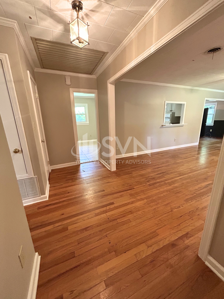 2905 Riverside Dr - Photo 6 of 16