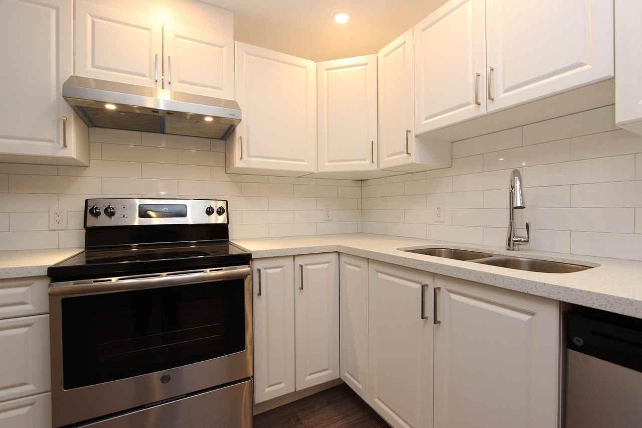 628 Wilson Rd N #BS - Photo 3 of 13