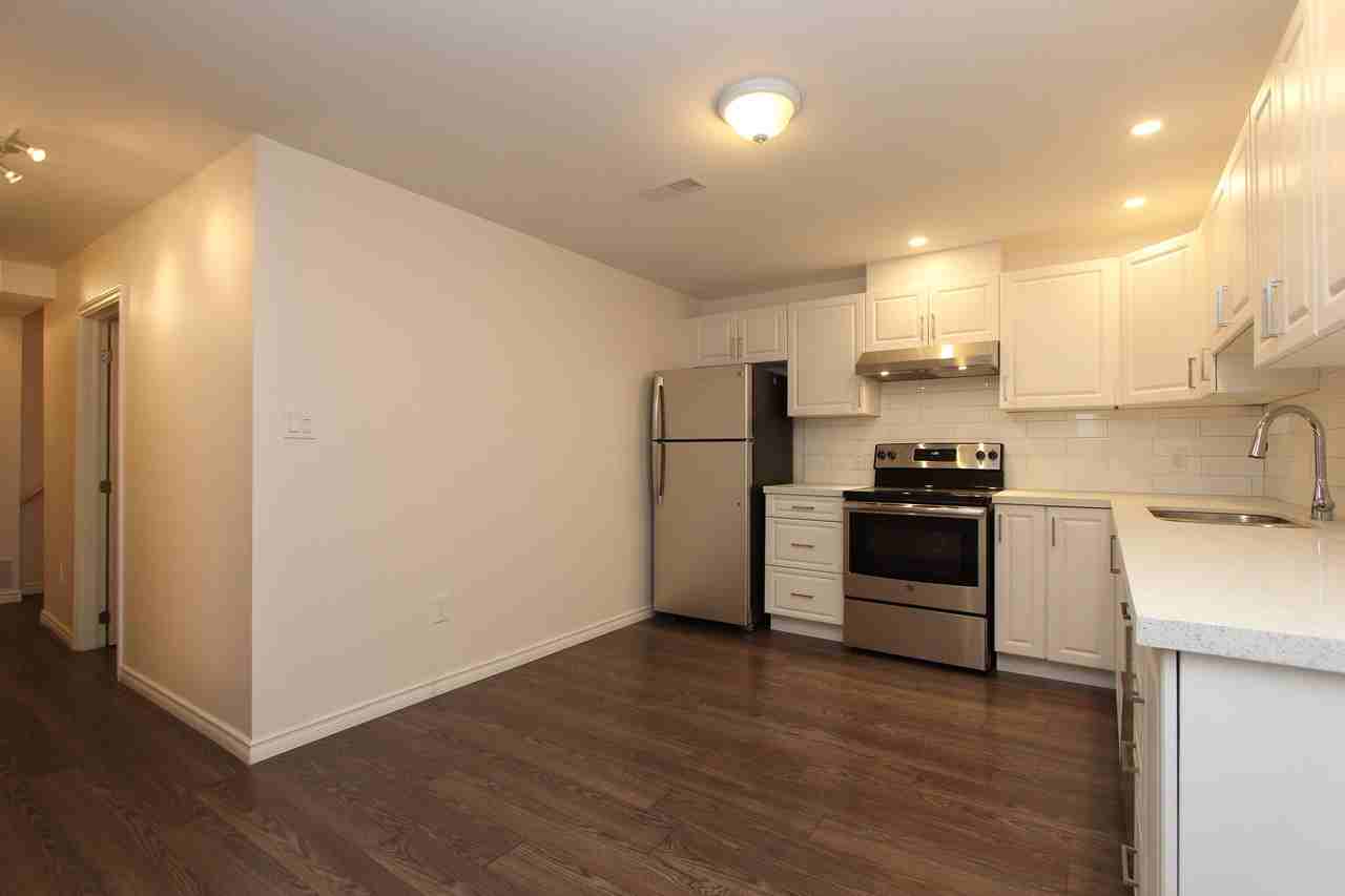 628 Wilson Rd N #BS - Photo 4 of 13