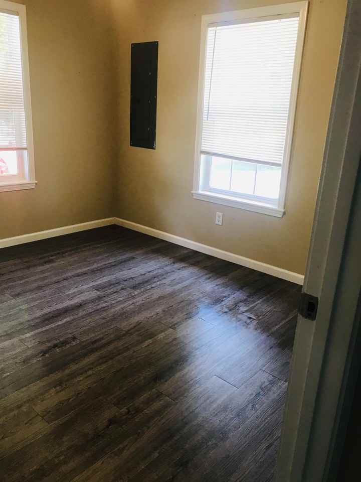 1515 N Western Ave #1 - Photo 7 of 10