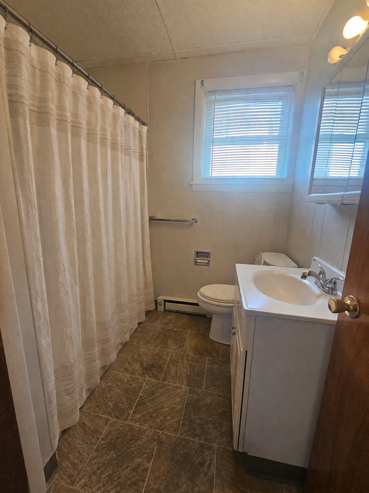 28 Barre St #2 - Photo 2 of 3