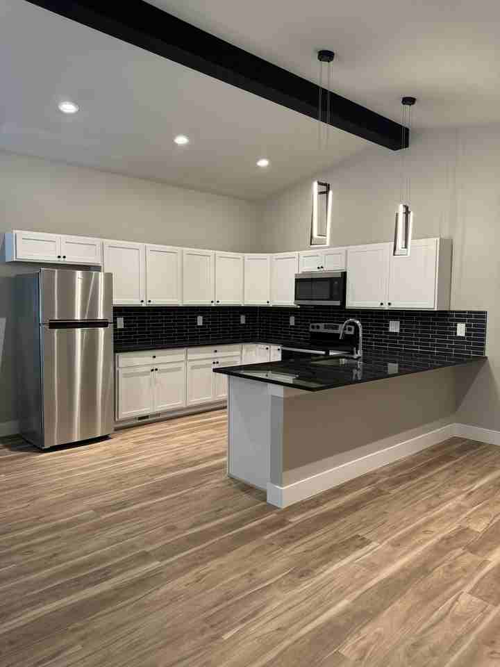 692 Long Path Ct #1 - Photo 4 of 17