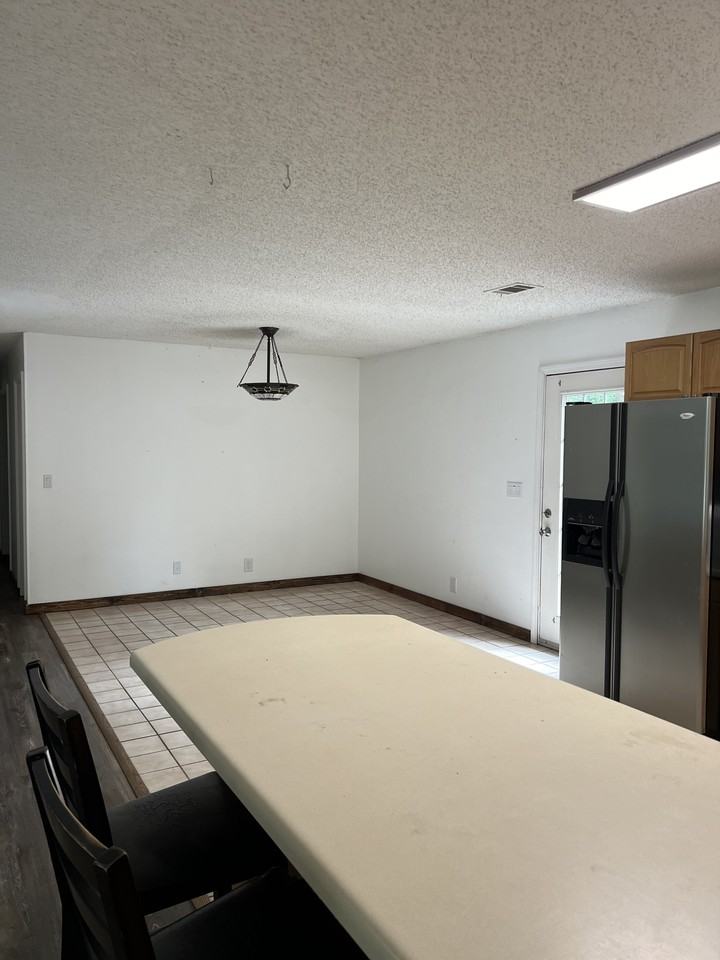 539 Elm Ct #1 - Photo 5 of 23