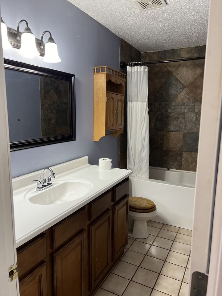 539 Elm Ct #1 - Photo 7 of 23