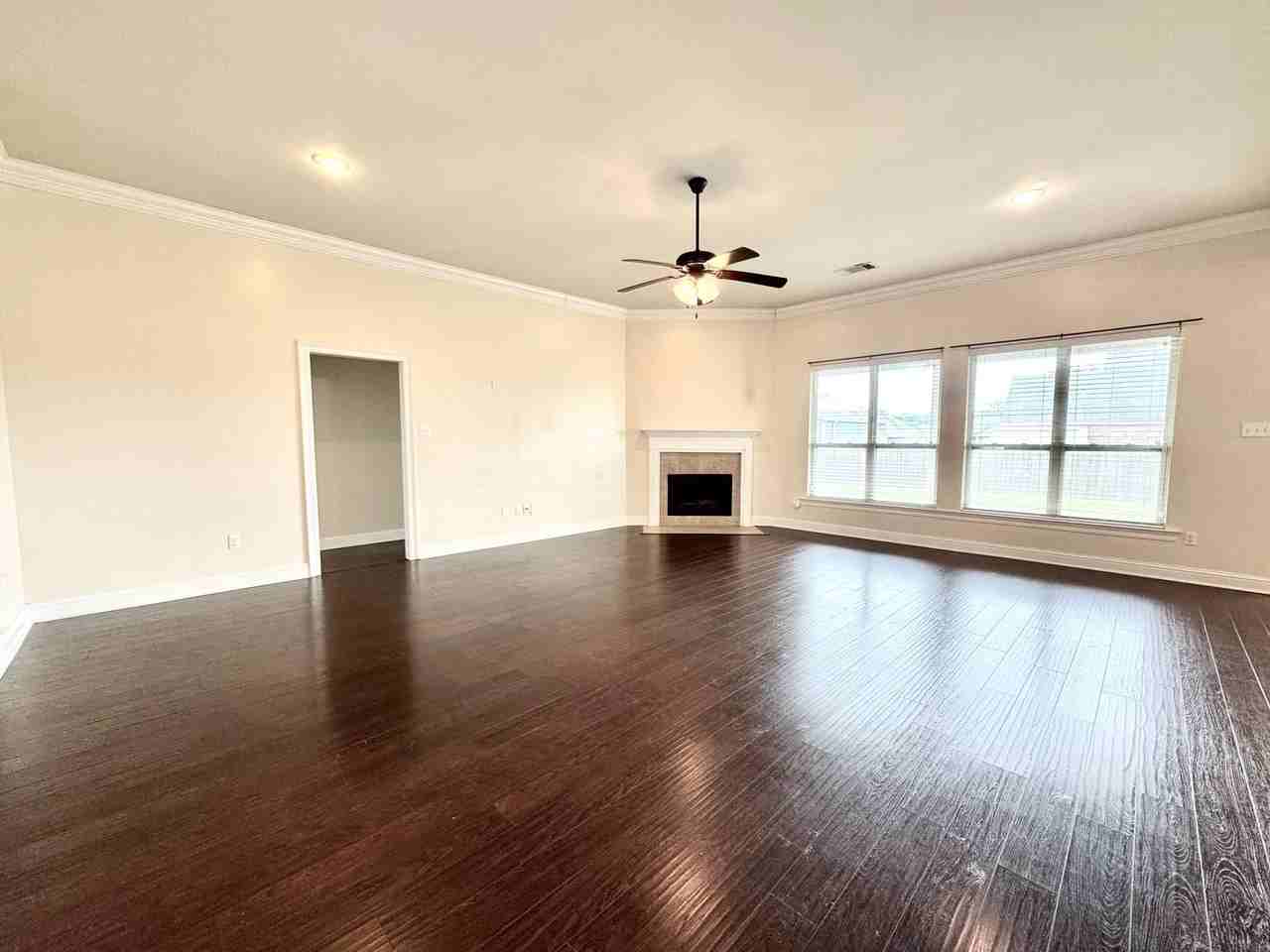 42575 Wynstone Dr - Photo 3 of 25