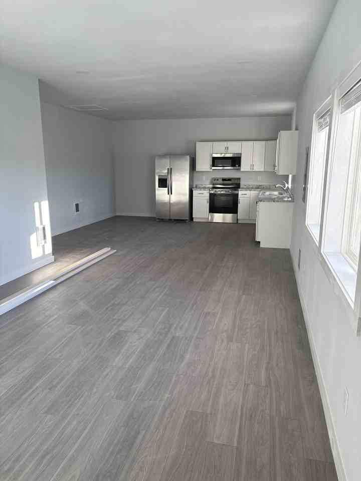 421 E Glendale St #1 - Photo 2 of 13