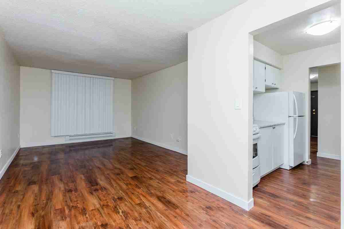 Ashley House Apartments - Photo 6 of 13