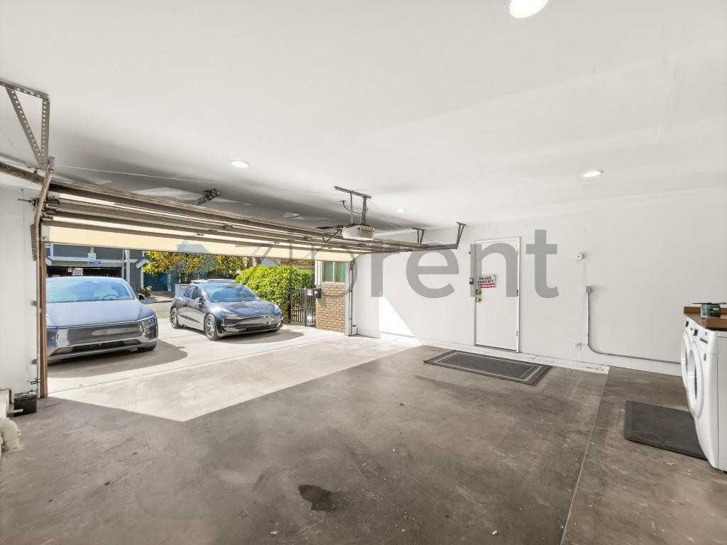 13626 Cerise Ave #1 - Photo 4 of 26