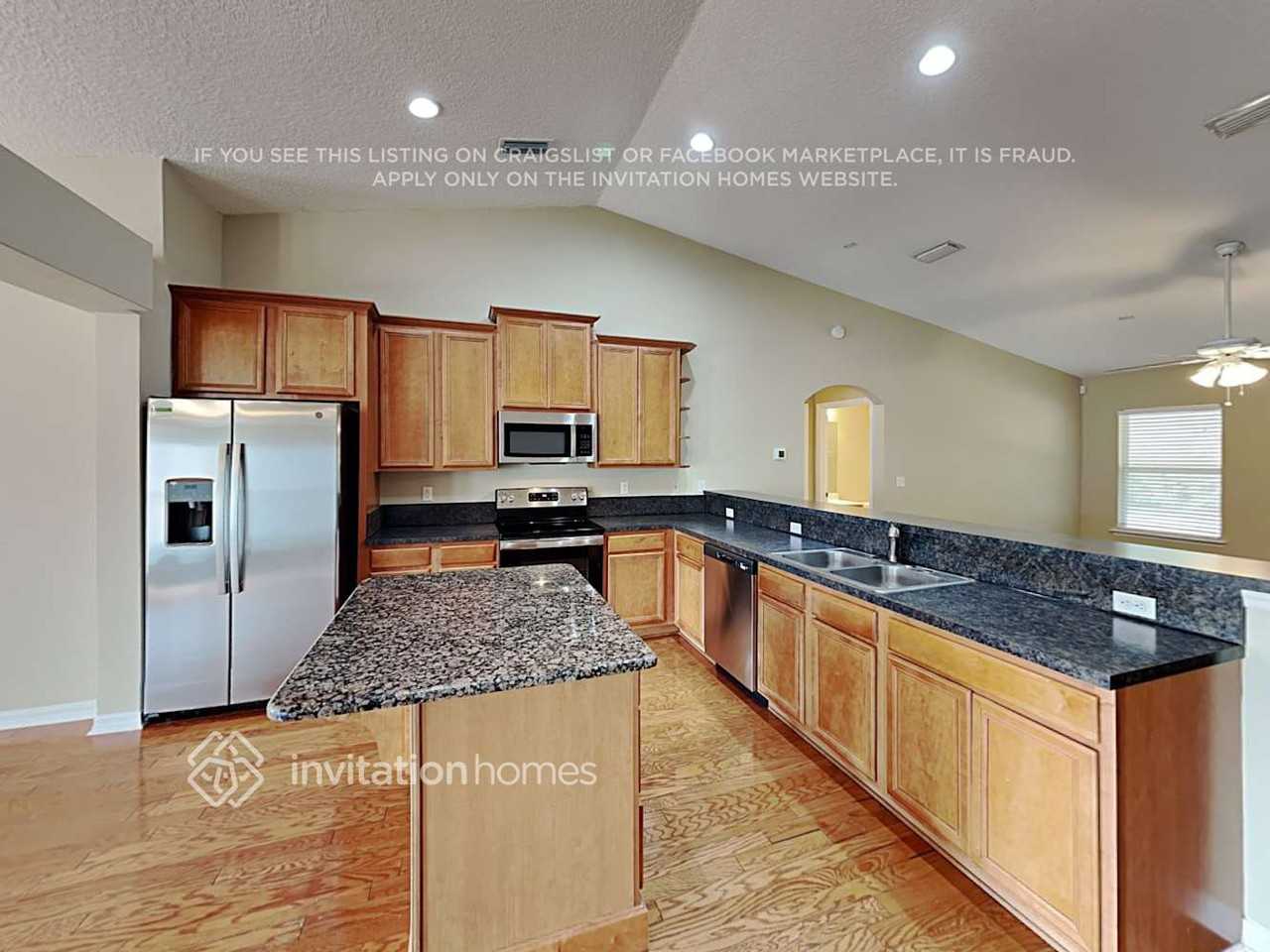 327 Johns Creek Pkwy - Photo 7 of 20