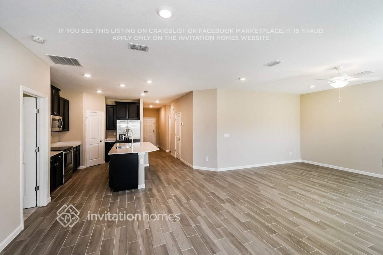 6764 Tidal Creek Ln - Photo 5 of 20