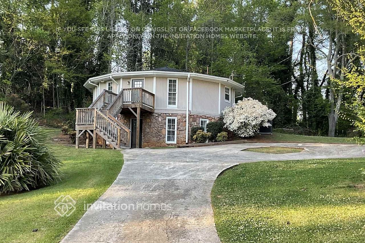 194 Eagle Ct