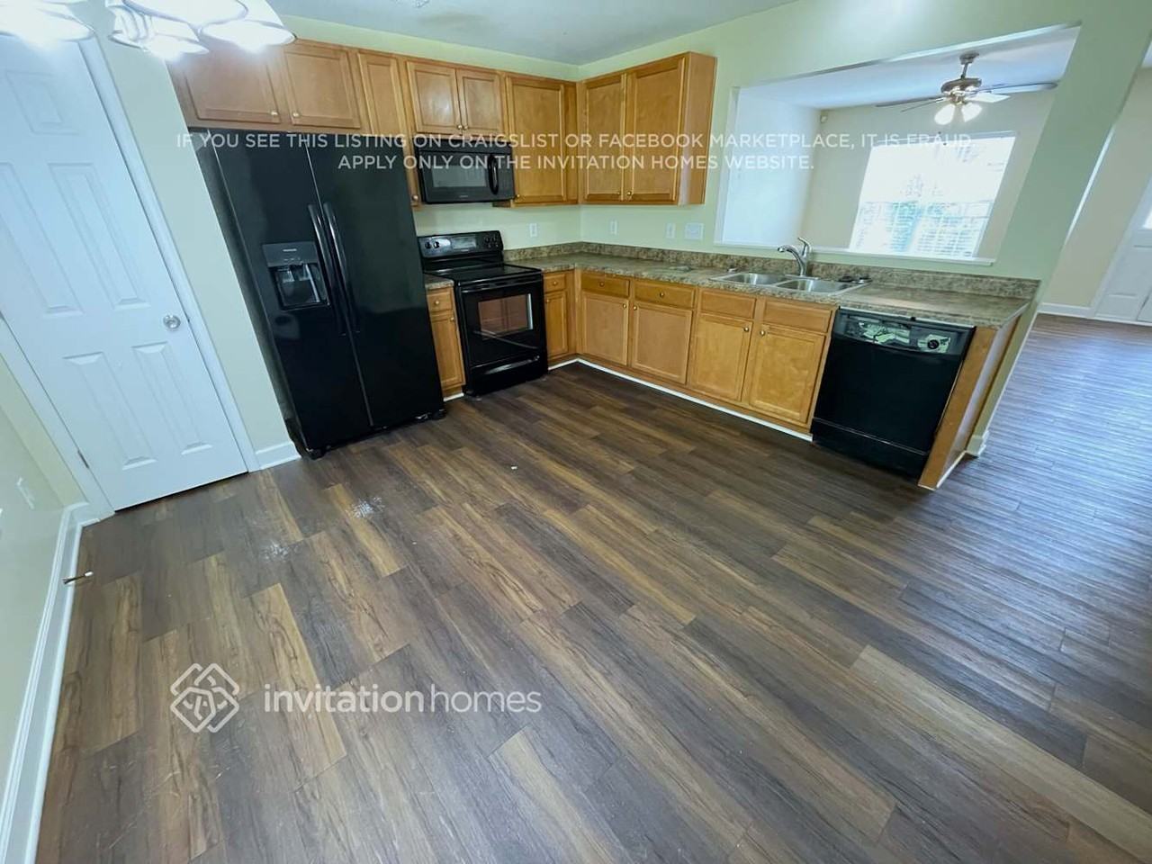 974 Ramsgate Dr Sw - Photo 4 of 13