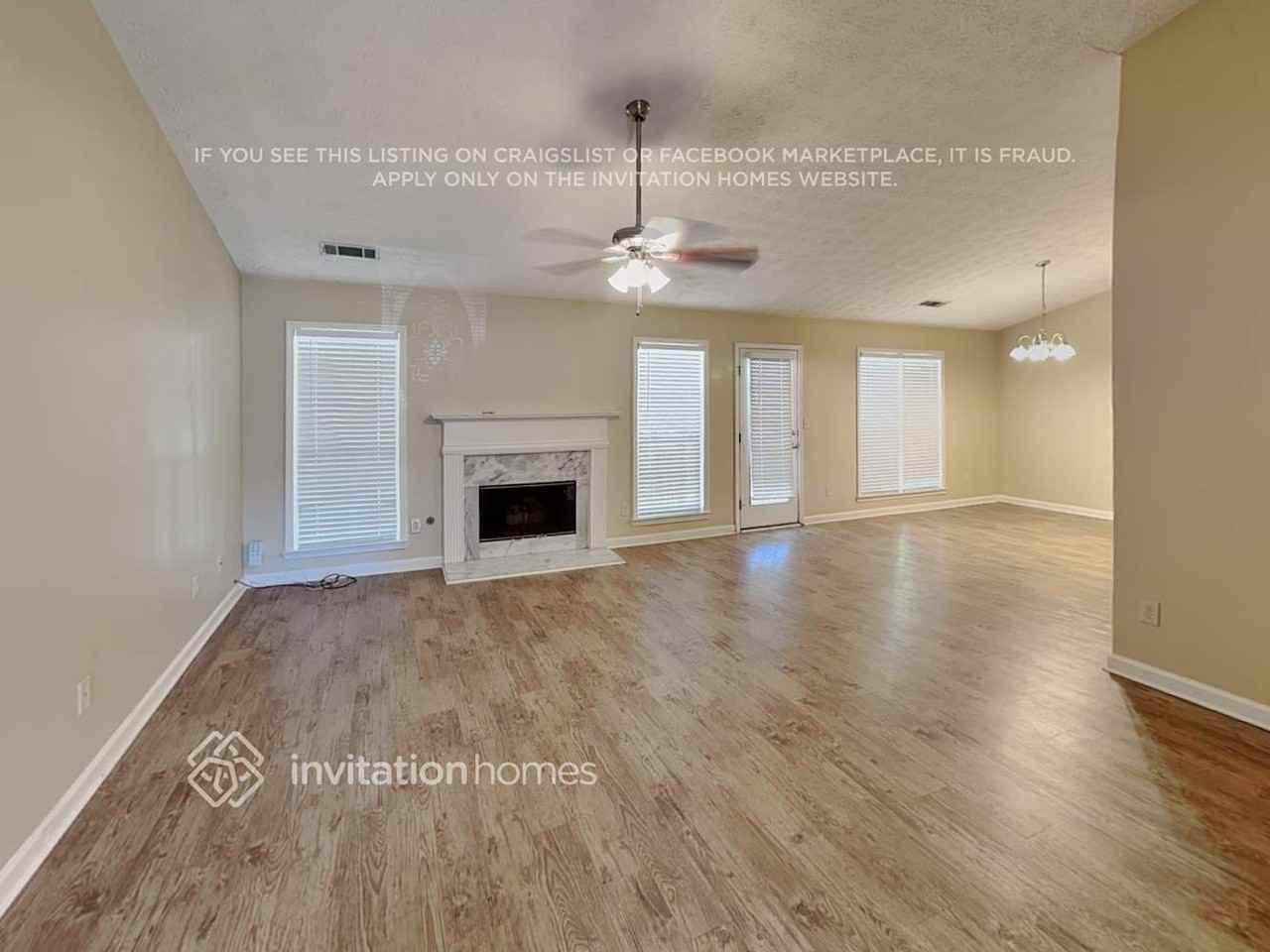 1639 Crestfield Ln - Photo 3 of 18
