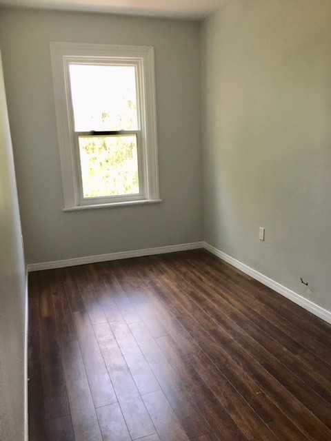 15 Peel St - Photo 6 of 13