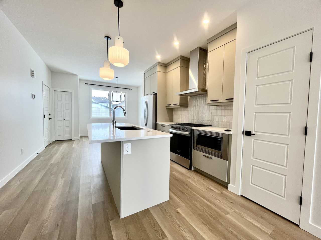 500 Paterson Way Sw - Photo 4 of 17