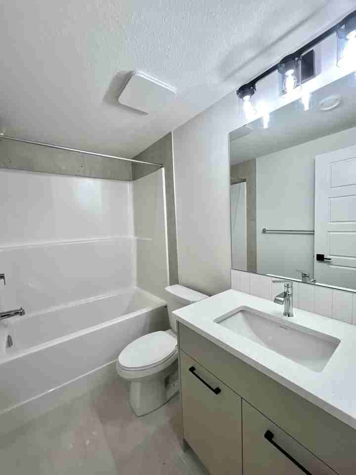 500 Paterson Way Sw - Photo 4 of 13