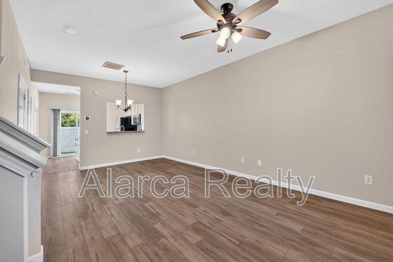 2817 Summergrove Ct - Photo 5 of 34