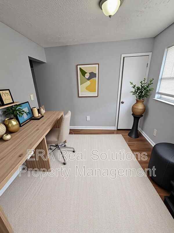 1542 Picard Rd - Photo 4 of 27