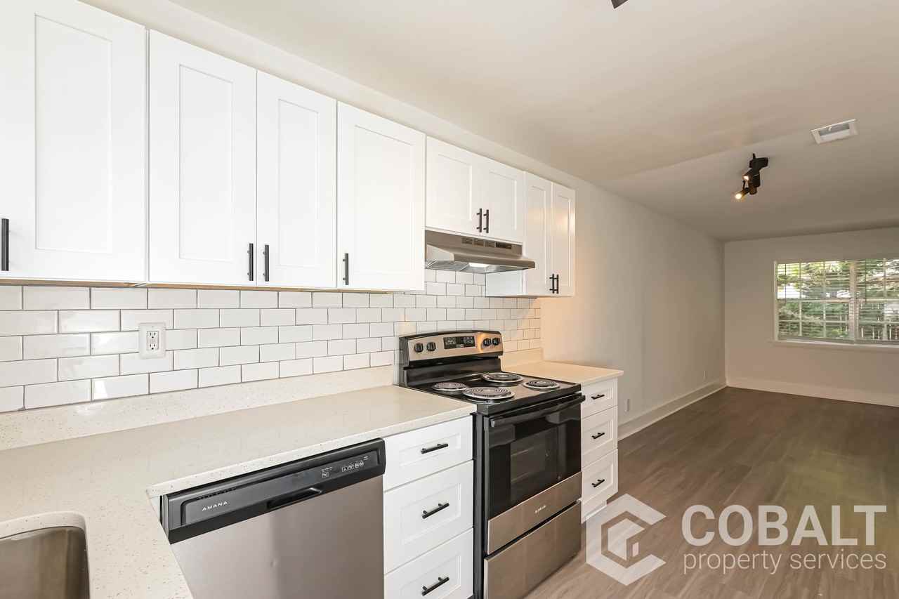 2721 White Oak Dr #29 - Photo 2 of 21