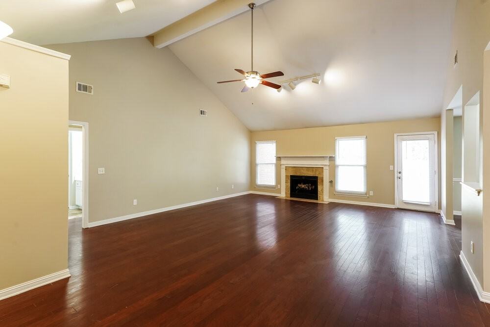 5033 Singing Hills Dr - Photo 3 of 16