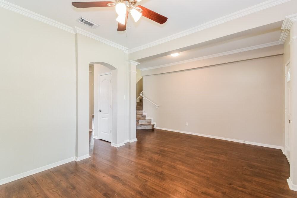 6176 Galloway Ln - Photo 5 of 17