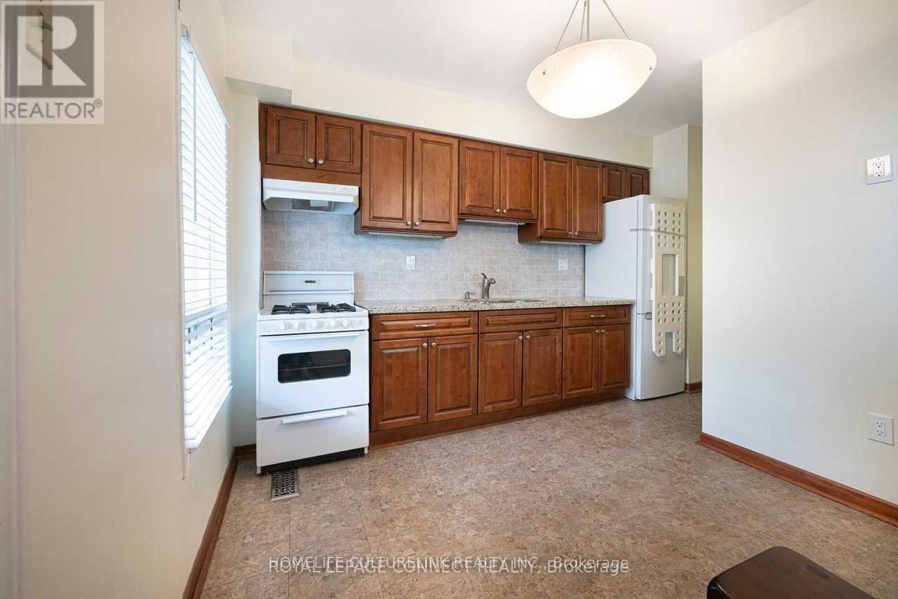 319 Concord Avenue - Photo 7 of 18