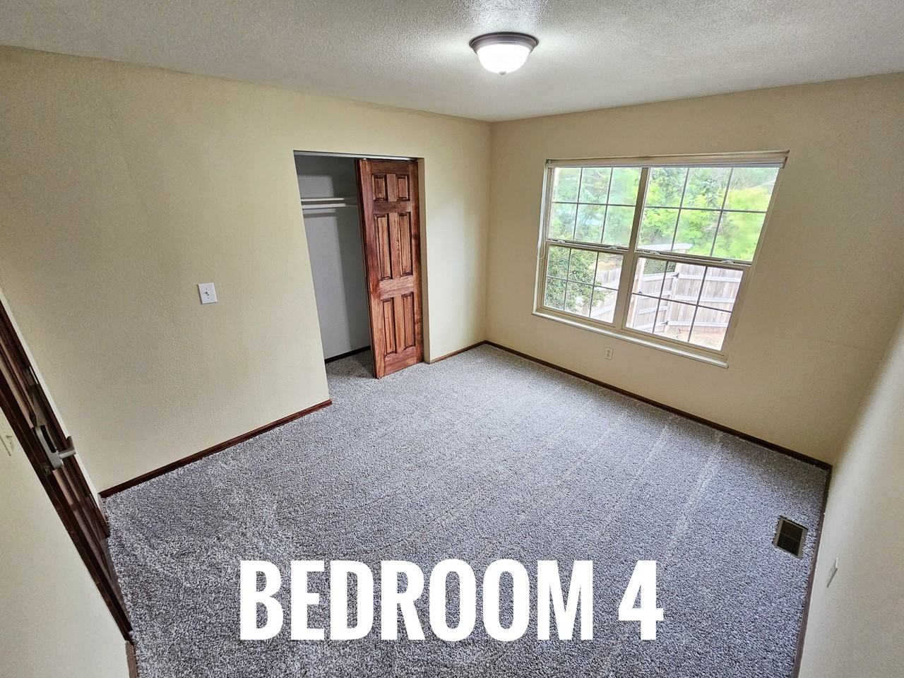 4260 Mcpherson Ave #4 - Photo 2 of 3