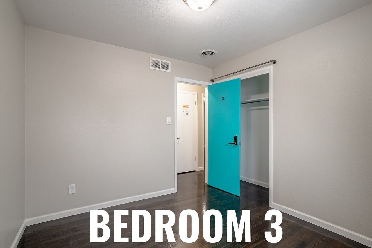 201 Toledo St #3 - Photo 3 of 23