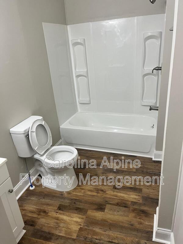 421 Carolina Ave - Photo 6 of 10